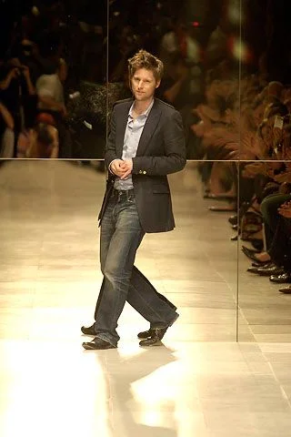 Look 60